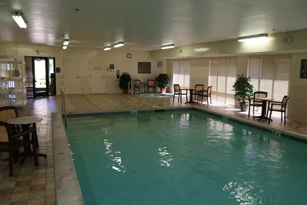 La Quinta Inn & Suites By Wyndham St Louis Route 66 Windsor Springs Facilidades foto
